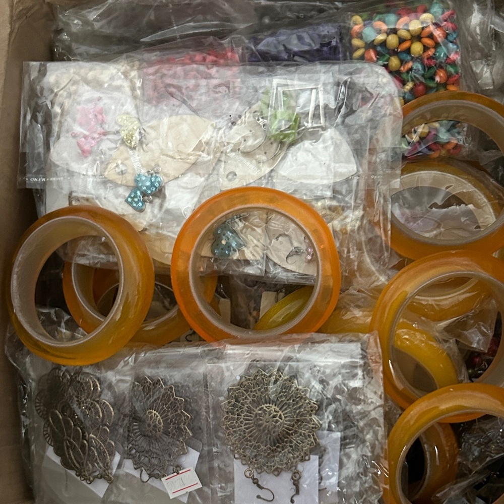 For Kittymelvin only. Vintage Orange Bangles and Jewelry Set